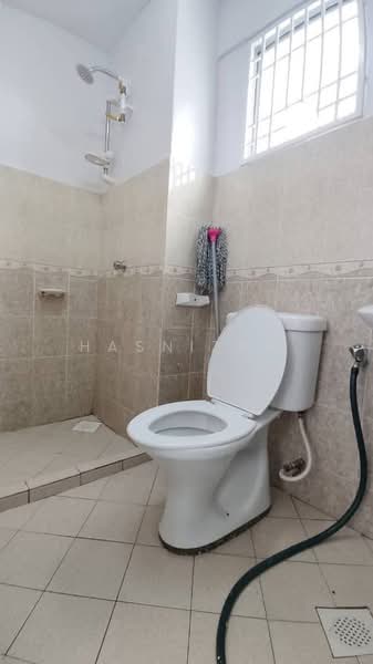 Condominium for Sale at Park View Tower - Hasnizam . - Bathroom - PropertyGuru.com.my