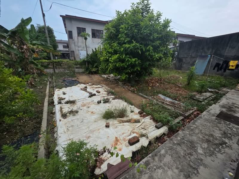 Rumah Teres 1 Tingkat untuk Dijual di Taman Debunga (Merlimau) - Ramona Tan - Exterior - PropertyGuru.com.my