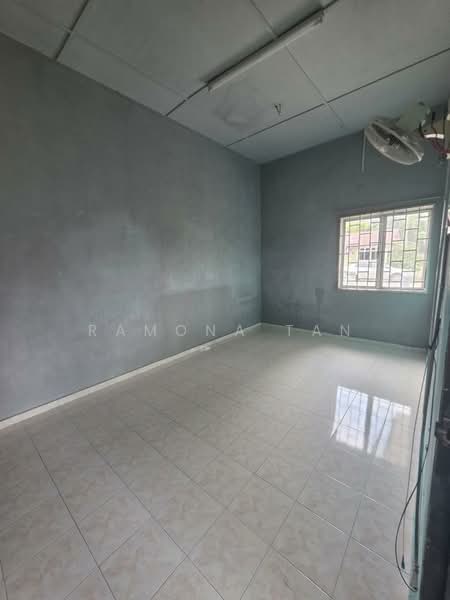 Rumah Teres 1 Tingkat untuk Dijual di Taman Debunga (Merlimau) - Ramona Tan - PropertyGuru.com.my