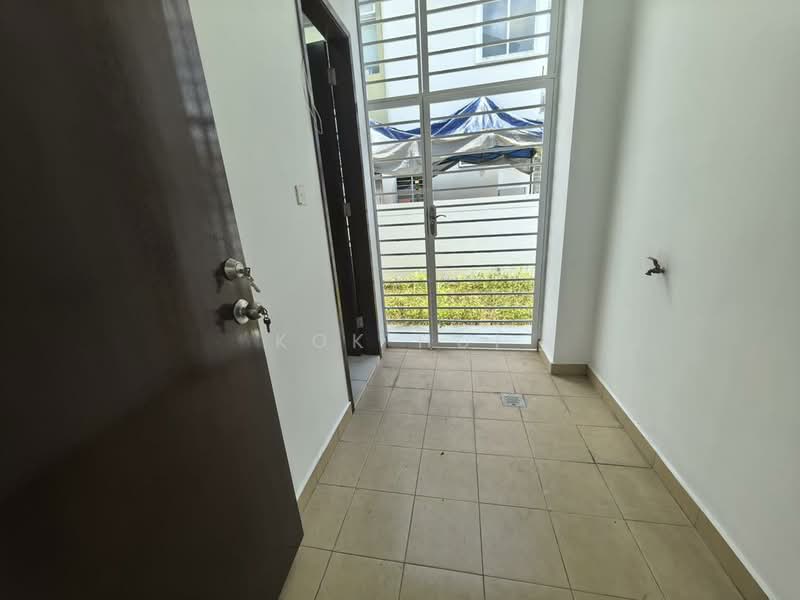 Semi-Detached House for Sale in Taman Ponderosa (Johor Bahru) - Kok Hui - Entrance - PropertyGuru.com.my