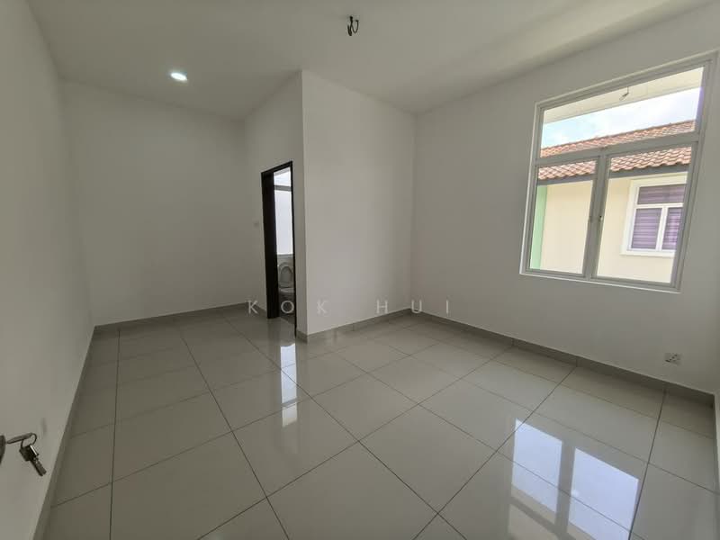 Semi-Detached House for Sale in Taman Ponderosa (Johor Bahru) - Kok Hui - Interior - PropertyGuru.com.my
