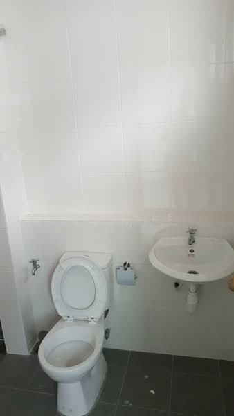 2-storey Terraced House for Sale in Kota Kemuning (Shah Alam) - Michelle Tan - Bathroom - PropertyGuru.com.my