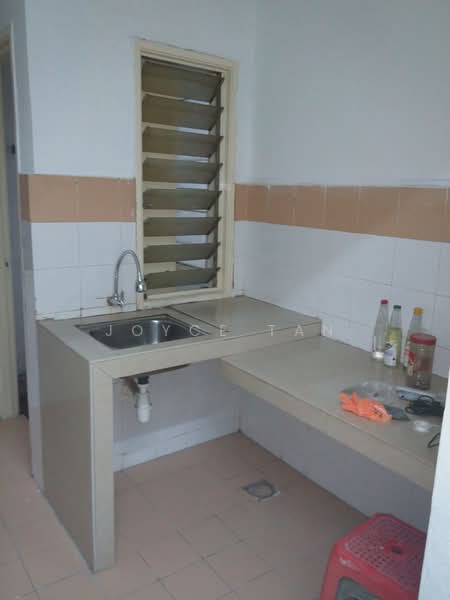 2-storey Terraced House for Sale in BANDAR PUCHONG JAYA (Puchong) - Joyce Tan - Kitchen - PropertyGuru.com.my