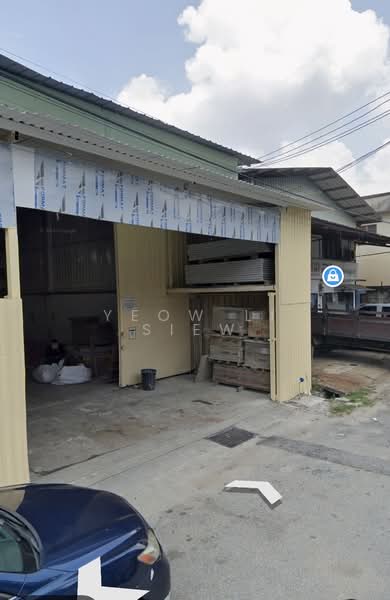 Untuk Dijual - Batu 11 2 Storey Freehold Factory