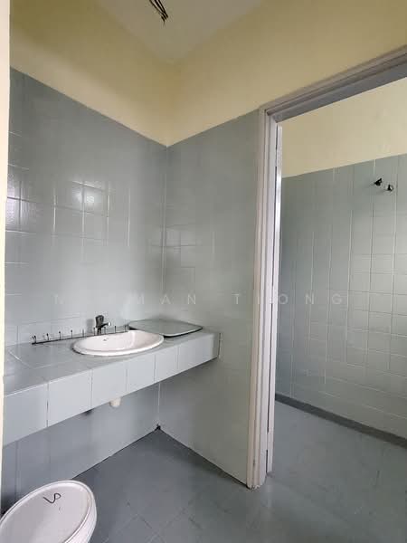 Shop / Office for Rent in Bandar Baru Sri Petaling (Sri Petaling) - Norman Tiong - Washroom  - PropertyGuru.com.my
