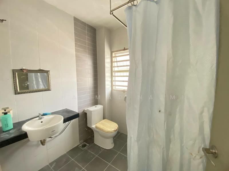2-storey Terraced House for Sale in Bandar Baru Kerteh (Kerteh) - Muhammad Najmi - Bathroom - PropertyGuru.com.my