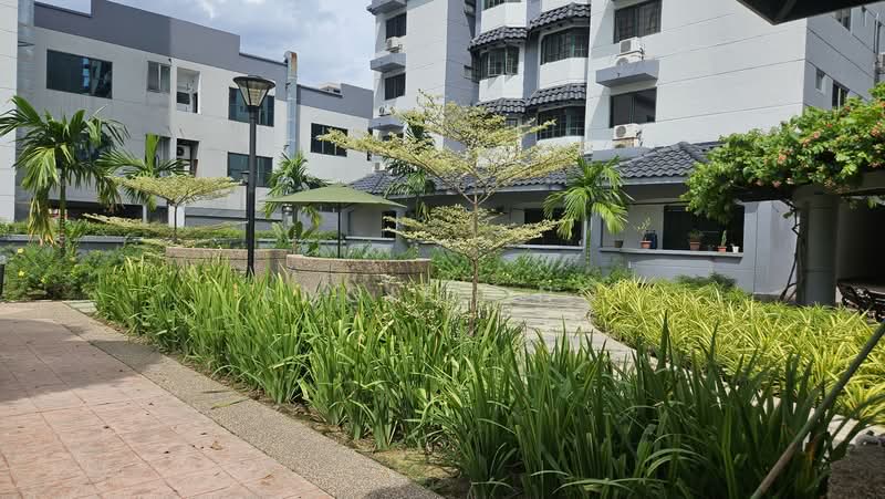 Kondominium untuk Dijual di Kelana Parkview Condominium - Angie Ong - Exterior - PropertyGuru.com.my