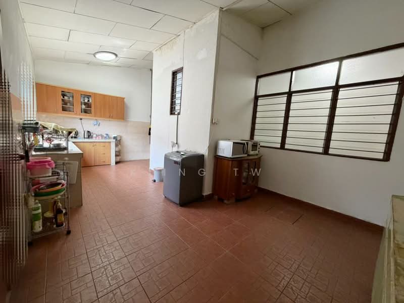 2-storey Terraced House for Sale in Taman Bukit Maluri (Kepong) - Kiing TW - Kitchen - PropertyGuru.com.my