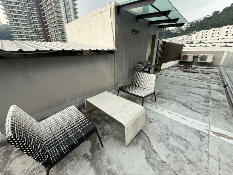 Rumah Teres 3.5 Tingkat untuk Dijual di Damansara Perdana (Selangor) - Julian Lai - Exterior - PropertyGuru.com.my