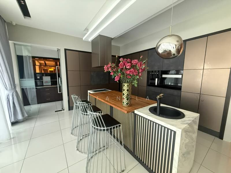 Rumah Teres 3.5 Tingkat untuk Dijual di Damansara Perdana (Selangor) - Julian Lai - Kitchen - PropertyGuru.com.my