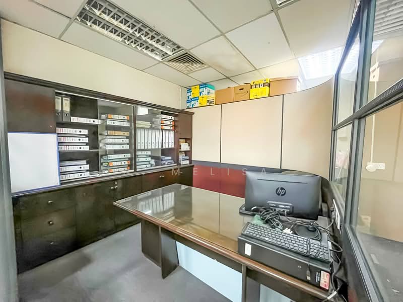 Pejabat untuk Dijual di Petaling Jaya (Selangor) - N. Melisa - Study - PropertyGuru.com.my