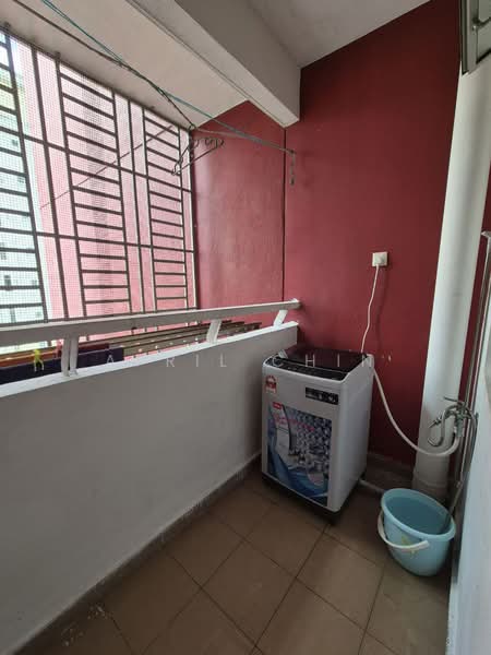 Apartment for Rent at D' Larkin Residence - April Chin - Balcony - PropertyGuru.com.my