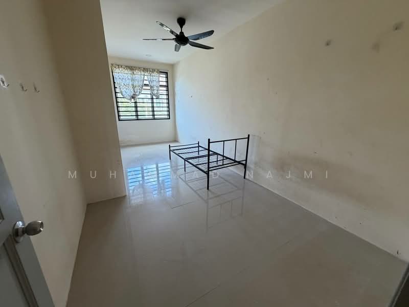 2-storey Terraced House for Sale in Bandar Baru Kerteh (Kerteh) - Muhammad Najmi - Bedroom - PropertyGuru.com.my