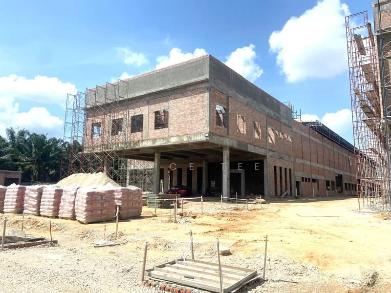 Factory for Rent in Ulu Tiram (Johor) - Alice Tee - Exterior - PropertyGuru.com.my