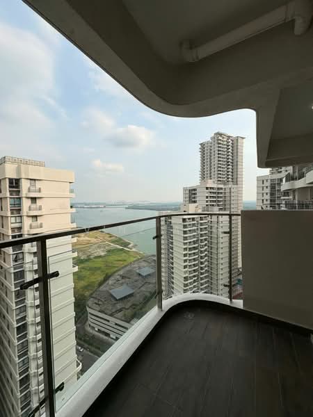 Condominium for Rent at Bay Point @ Country Garden Danga Bay - Vinz Ang - Balcony - PropertyGuru.com.my
