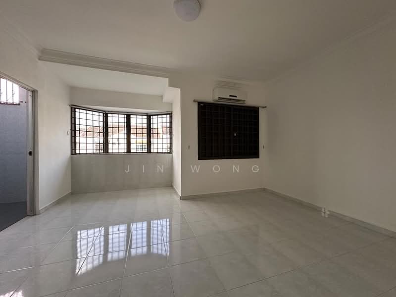 1-storey Terraced House for Sale in Skudai (Johor) - Jin Wong - Living Room - PropertyGuru.com.my