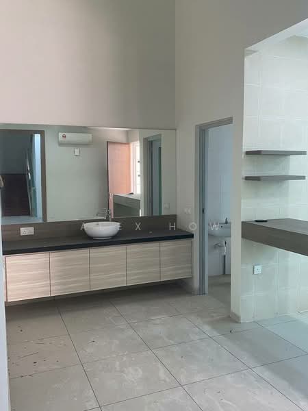 Townhouse for Rent in Taman Sutera Utama (Skudai) - Alex How - Bathroom - PropertyGuru.com.my