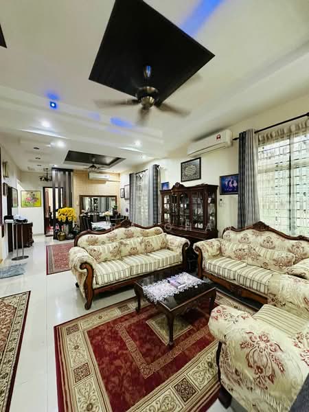 Rumah Berkembar untuk Dijual di Permatang Pauh (Penang) - Azura Ghani - Living Room - PropertyGuru.com.my