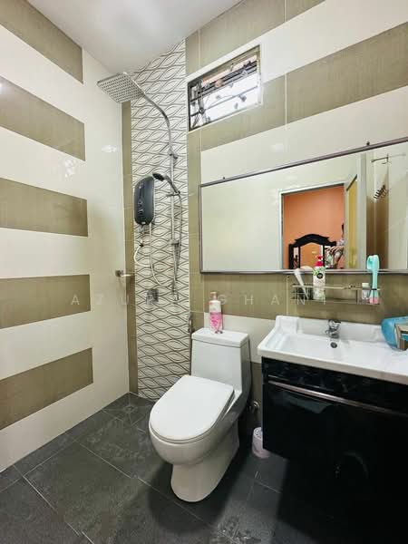 Rumah Berkembar untuk Dijual di Permatang Pauh (Penang) - Azura Ghani - Bathroom - PropertyGuru.com.my