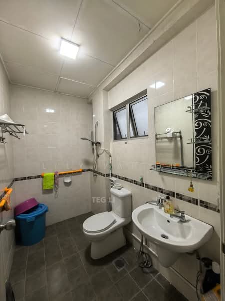 Townhouse for Sale in Kota Kemuning (Shah Alam) - Lily Yap DH - Bathroom - PropertyGuru.com.my