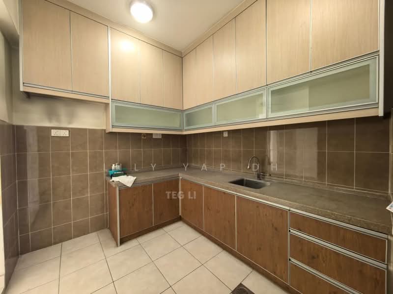 Townhouse for Sale in Kota Kemuning (Shah Alam) - Lily Yap DH - Kitchen - PropertyGuru.com.my