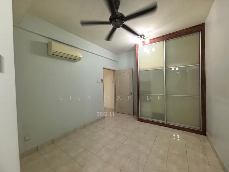 Townhouse for Sale in Kota Kemuning (Shah Alam) - Lily Yap DH - Bedroom - PropertyGuru.com.my