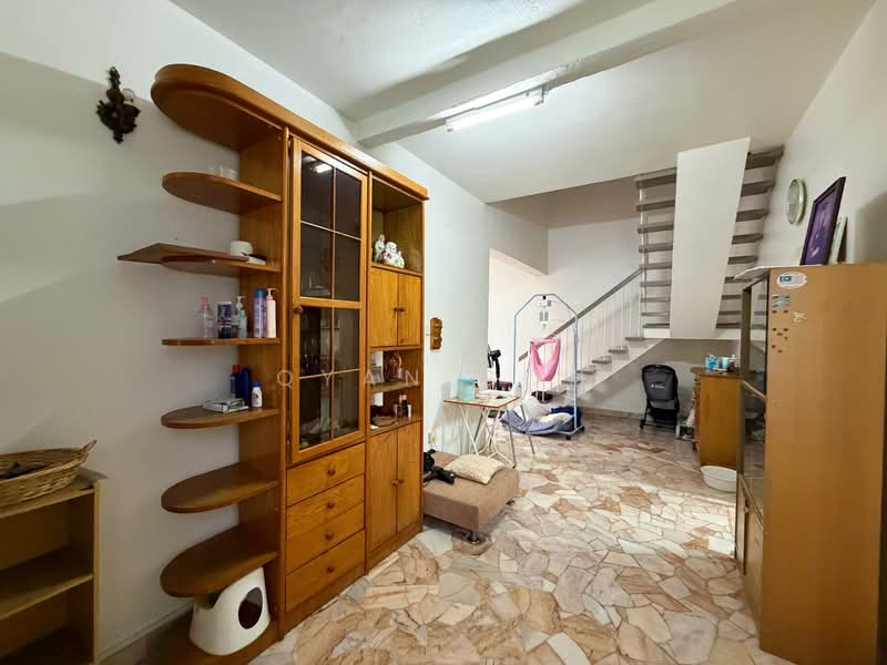 Rumah Berkembar untuk Dijual di Island Park (Jelutong) - Qyan Goh - Living Room - PropertyGuru.com.my