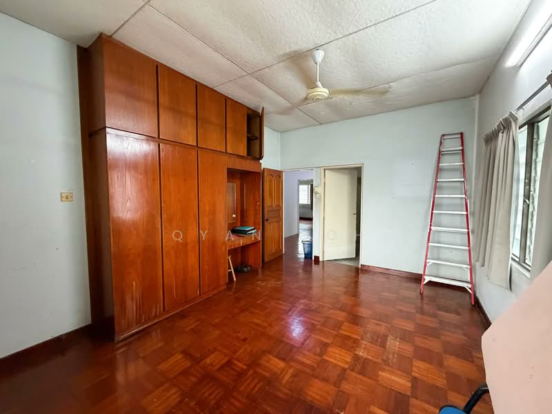 Rumah Berkembar untuk Dijual di Island Park (Jelutong) - Qyan Goh - Bedroom - PropertyGuru.com.my