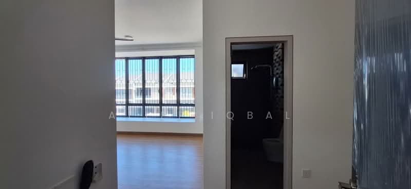 Untuk Disewa - Elmina Green Five