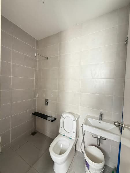 Semi-Detached House for Sale in Setia Utama (Setia Alam) - Jess Tee - Bathroom - PropertyGuru.com.my