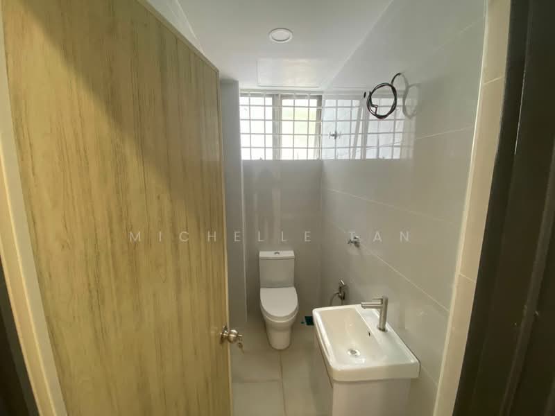 Rumah Bandar untuk Dijual di Shah Alam (Selangor) - Michelle Tan - Bathroom - PropertyGuru.com.my