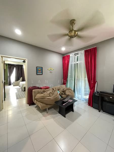2-storey Terraced House for Sale in Horizon Hills (Iskandar Puteri (Nusajaya)) - Azlan Ismail aiproperty - Living Room - PropertyGuru.com.my
