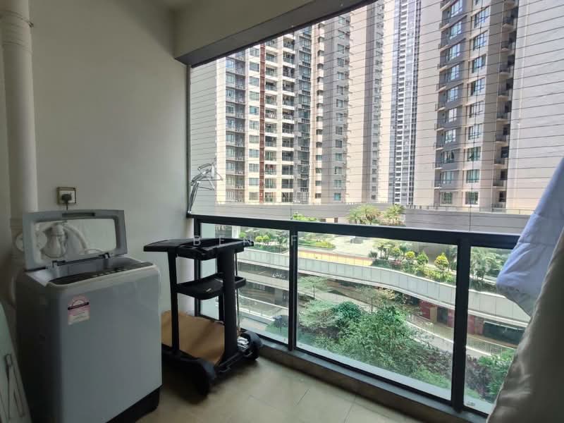 Kondominium untuk Dijual di R&F Princess Cove Phase 1 - Ben Foo - Balcony - PropertyGuru.com.my