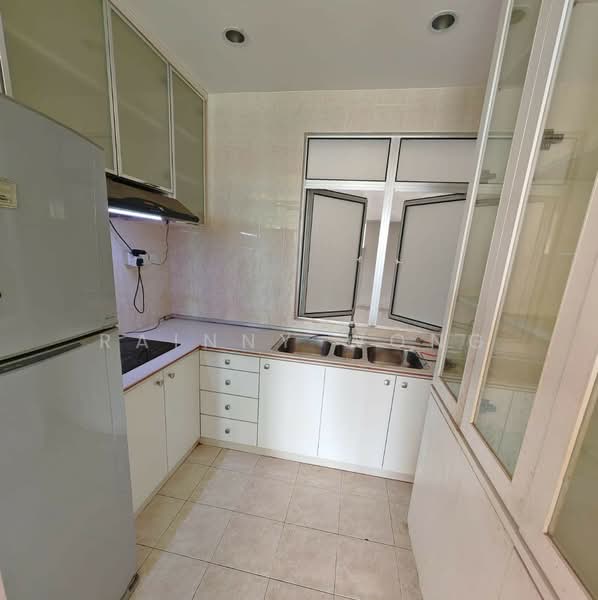 Kondominium untuk Disewa di Coastal Tower - Rainny Wong - Kitchen - PropertyGuru.com.my