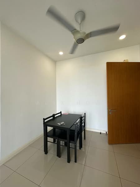 Service Residence for Rent at D'Pristine - Alex How - Dining Room - PropertyGuru.com.my