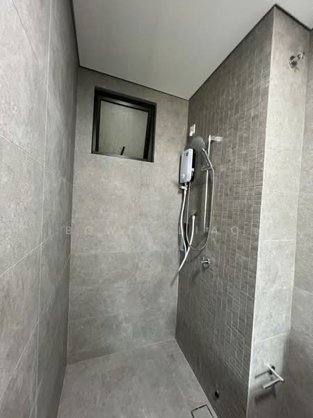 Servis Apartment untuk Disewa di The Birch - Bowie Liao - Bathroom - PropertyGuru.com.my