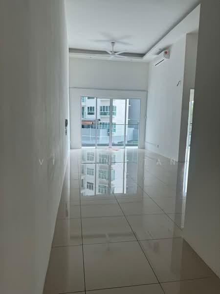 Kondominium untuk Disewa di QuayWest Residence - Vincent Tan - Living Room - PropertyGuru.com.my