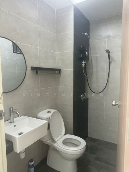 Kondominium untuk Disewa di QuayWest Residence - Vincent Tan - Bathroom - PropertyGuru.com.my