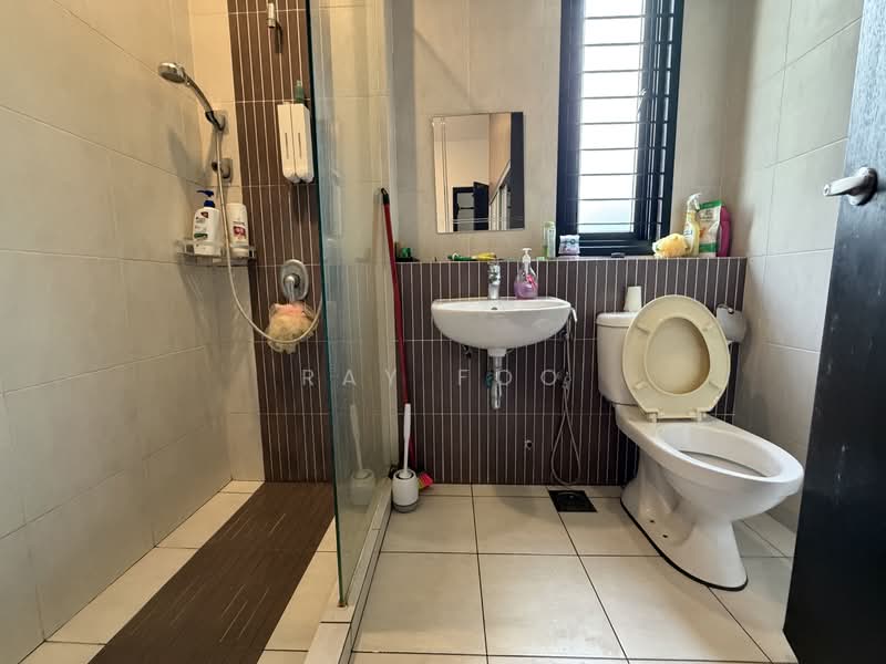Rumah Berkembar untuk Dijual di Sungai Long (Bandar Sungai Long) - Ray Foo - PropertyGuru.com.my