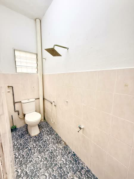 Rumah Teres 2 Tingkat untuk Dijual di Kajang (Selangor) - Noraini Dahan - Bathroom - PropertyGuru.com.my