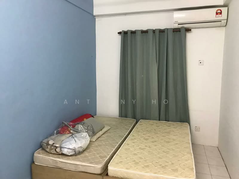 Pangsapuri untuk Disewa di Jalil Damai Apartments - Anthony Ho - Bedroom - PropertyGuru.com.my
