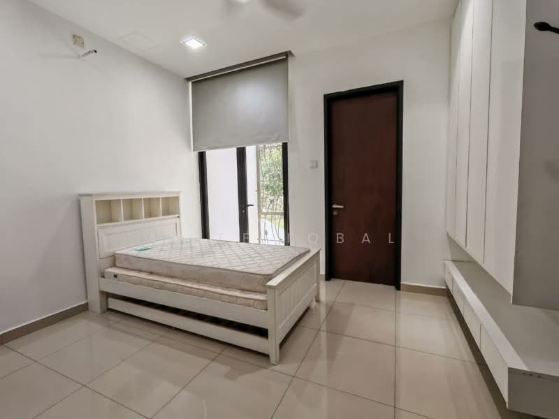 Rumah Teres 3 Tingkat untuk Dijual di Sepang (Selangor) - Aliff Iqbal - Bedroom - PropertyGuru.com.my