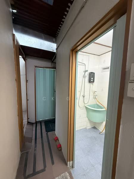 Rumah Banglo untuk Disewa di Gelugor (Penang) - CK Goh - Bathroom - PropertyGuru.com.my