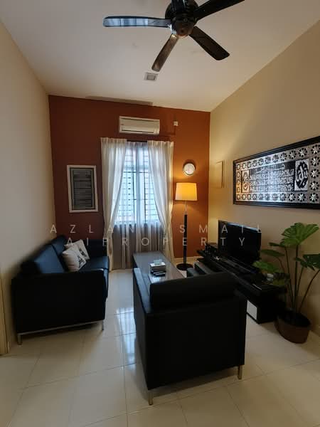 2-storey Terraced House for Sale in Johor Bahru (Johor) - Azlan Ismail aiproperty - Living Room - PropertyGuru.com.my