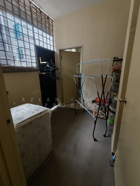 2-storey Terraced House for Sale in Johor Bahru (Johor) - Azlan Ismail aiproperty - Interior - PropertyGuru.com.my