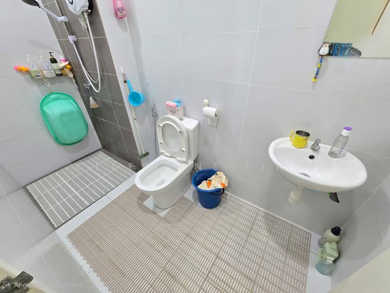 Rumah Berkembar untuk Dijual di Diamond City (Semenyih) - Celestine Ting - PropertyGuru.com.my