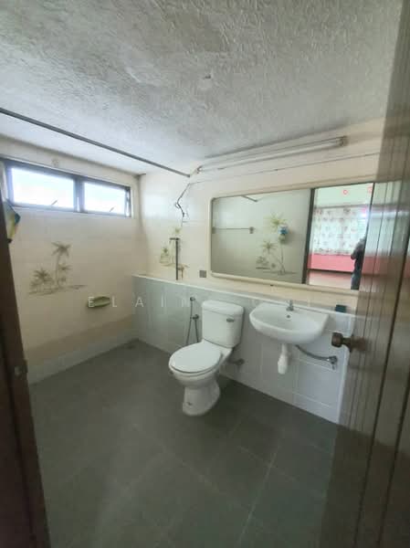 Rumah Berkembar untuk Disewa di Ayer Itam (Penang) - Elaine Ooi - Bathroom - PropertyGuru.com.my