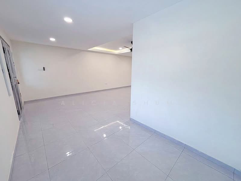2-storey Terraced House for Sale in Taman Skudai Baru (Skudai) - Alicia Shum - Interior - PropertyGuru.com.my