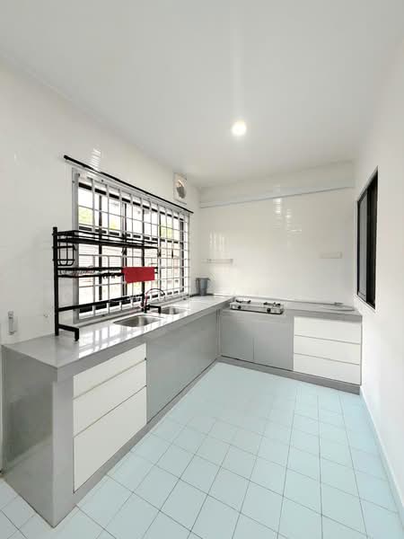 2-storey Terraced House for Rent in Bandar Selesa Jaya (Skudai) - Iwen Yap - Kitchen - PropertyGuru.com.my
