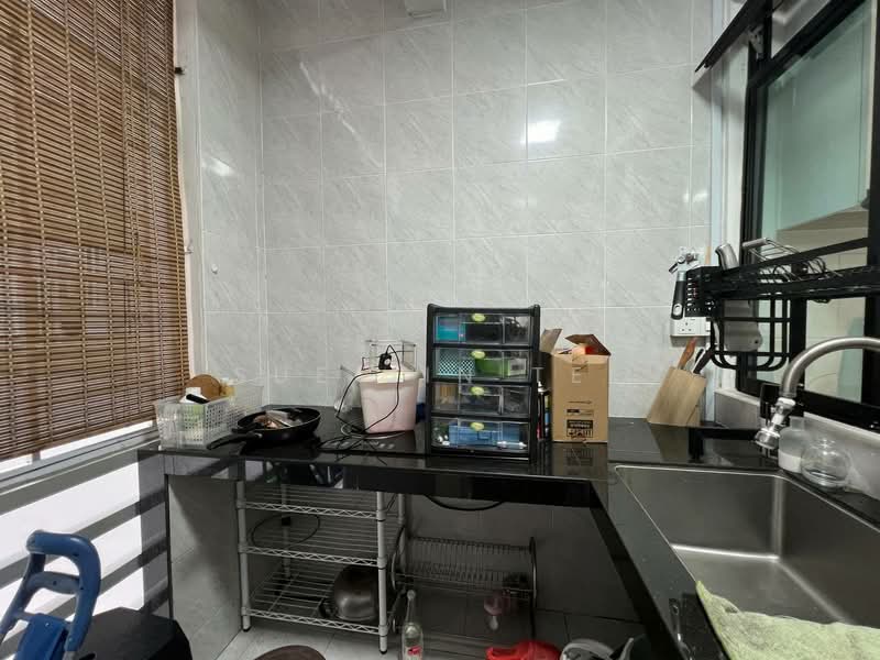 Condominium for Rent at Skyview Residence - Sue Jin Tee - Kitchen - PropertyGuru.com.my